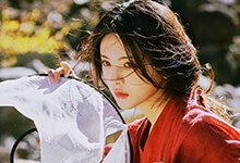 惊鸿一瞥，光芒闪耀的是少女杨超越的眼眸-沐风文化