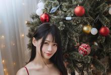 影楼拍摄的红短裙小姐姐很美-沐风文化