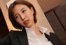 SSIS-063 美人女上司“葵つかさ”与处男下属出差晚上同住一房 主动帮忙“转大人”超性福-沐风文化